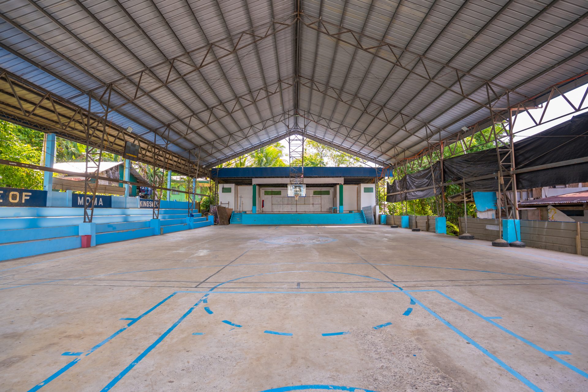 MOMA covered court